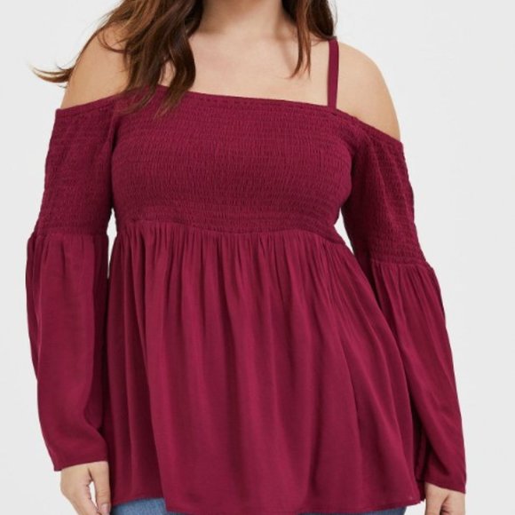 Torrid Challis Cold Shoulder Burgundy  Blouse Size 4 - Picture 2 of 8